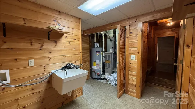 $499,999 | 460 Cascades Parkway, Nebo, NC 28761