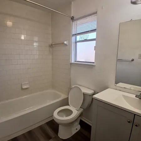 $1,450 | 5436 Parkridge Drive, Unit 5434, Houston, TX 77053