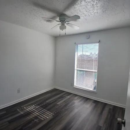 $1,450 | 5436 Parkridge Drive, Unit 5434, Houston, TX 77053