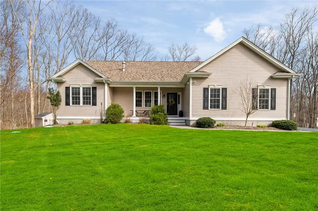 $650,000 | 347 Hope Furnace Road, Hope, RI 02831