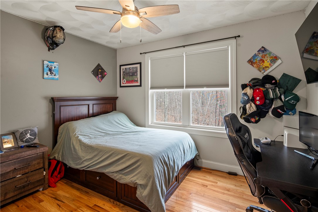 347 Hope Furnace Road Hope, RI 02831 - Photo 14 of 30