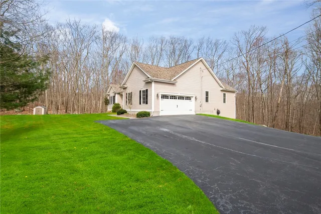 $650,000 | 347 Hope Furnace Road, Hope, RI 02831