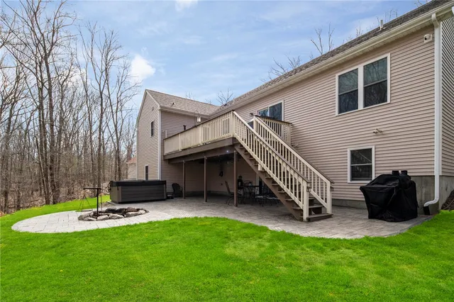 $650,000 | 347 Hope Furnace Road, Hope, RI 02831