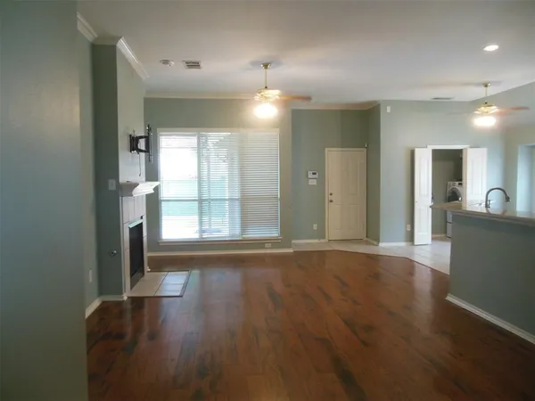 $2,500 | 3618 Rodale Way, Dallas, TX 75287