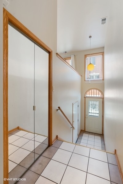 2815 South Farrell Street, Unit A Chicago, IL 60608 - Photo 2 of 18 a view of an entryway