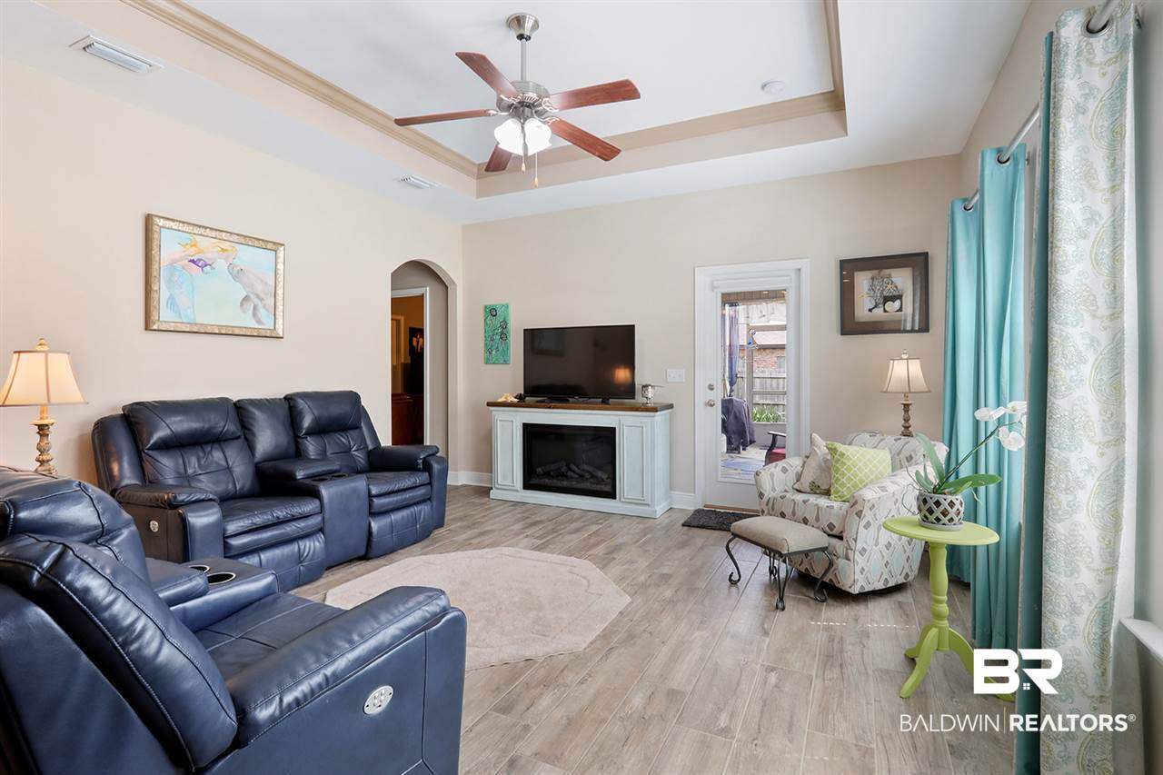 1732 Covington Lane Foley, AL 36535 - Photo 4 of 13 Gallery Image 4