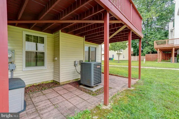 a view of a backyard with garden