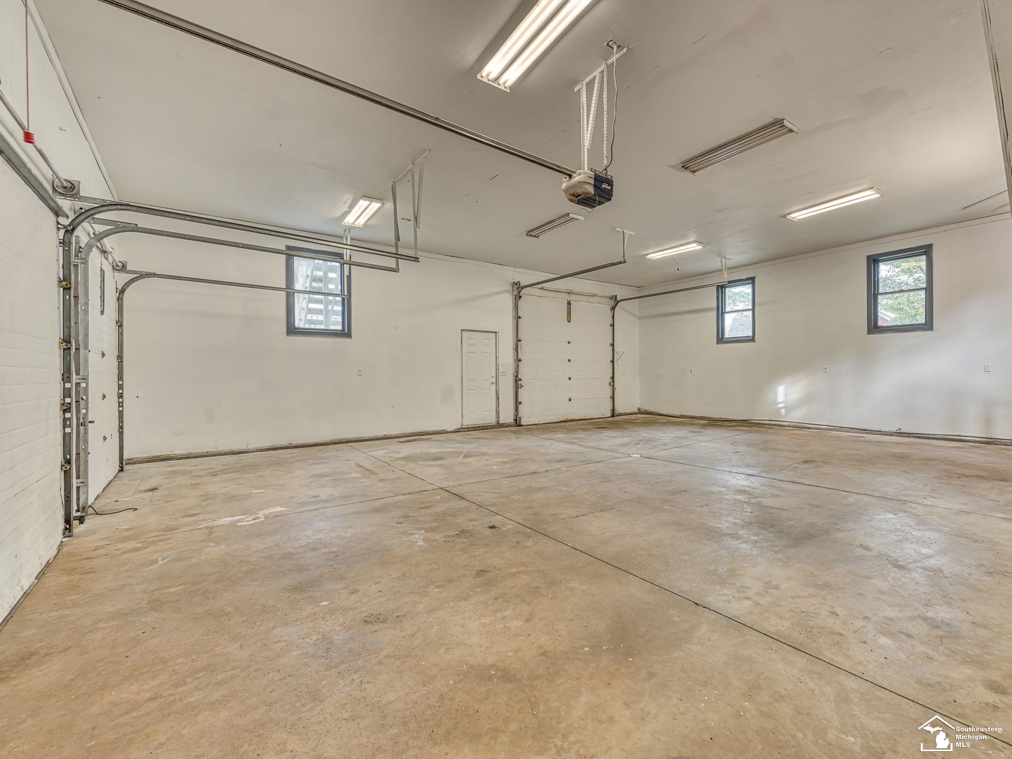 8115 Douglas Road Lambertville, MI 48144 - Photo 42 of 56 Gallery Image 42