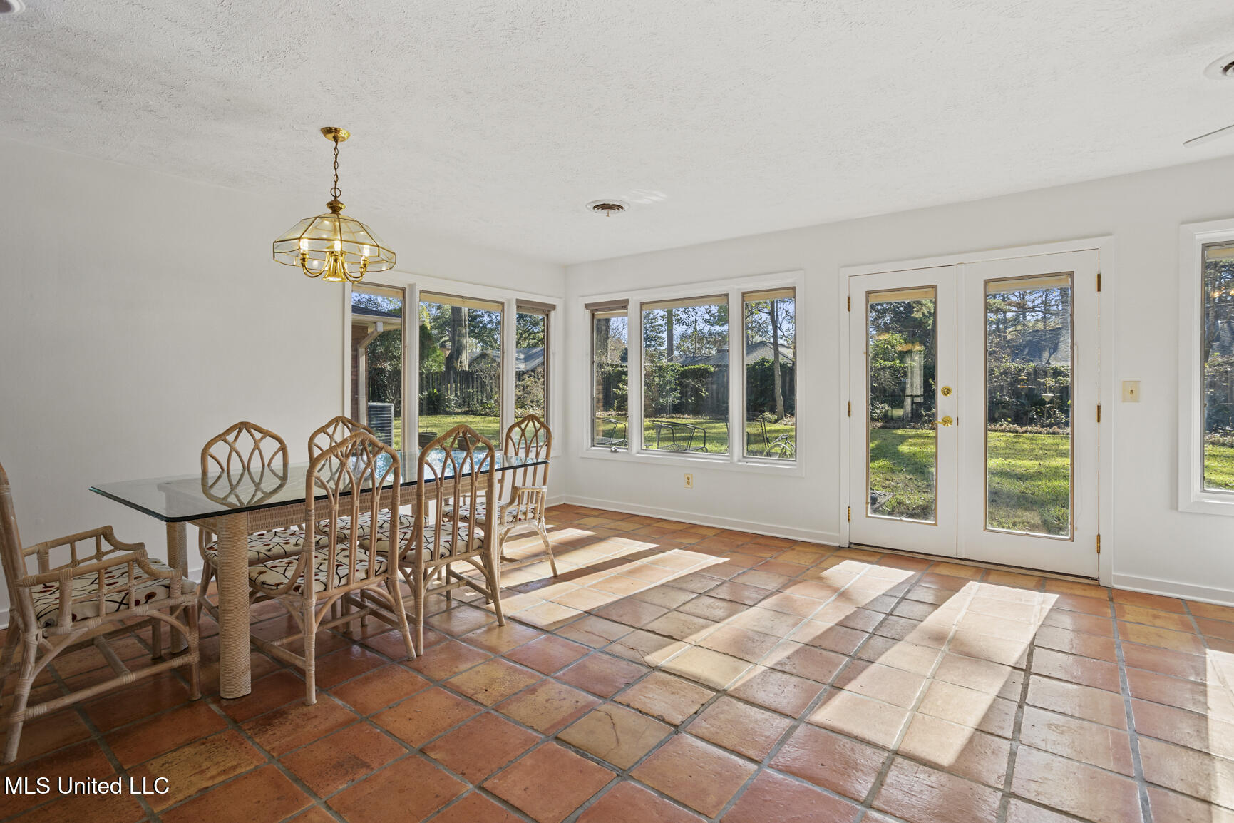 5347 Reddoch Drive Jackson, MS 39211 - Photo 15 of 34 5347 Reddoch Dr-13