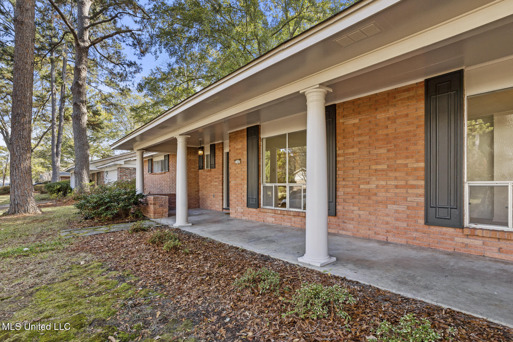 5347 Reddoch Drive Jackson, MS 39211 - Photo 3 of 34 5347 Reddoch Dr-3