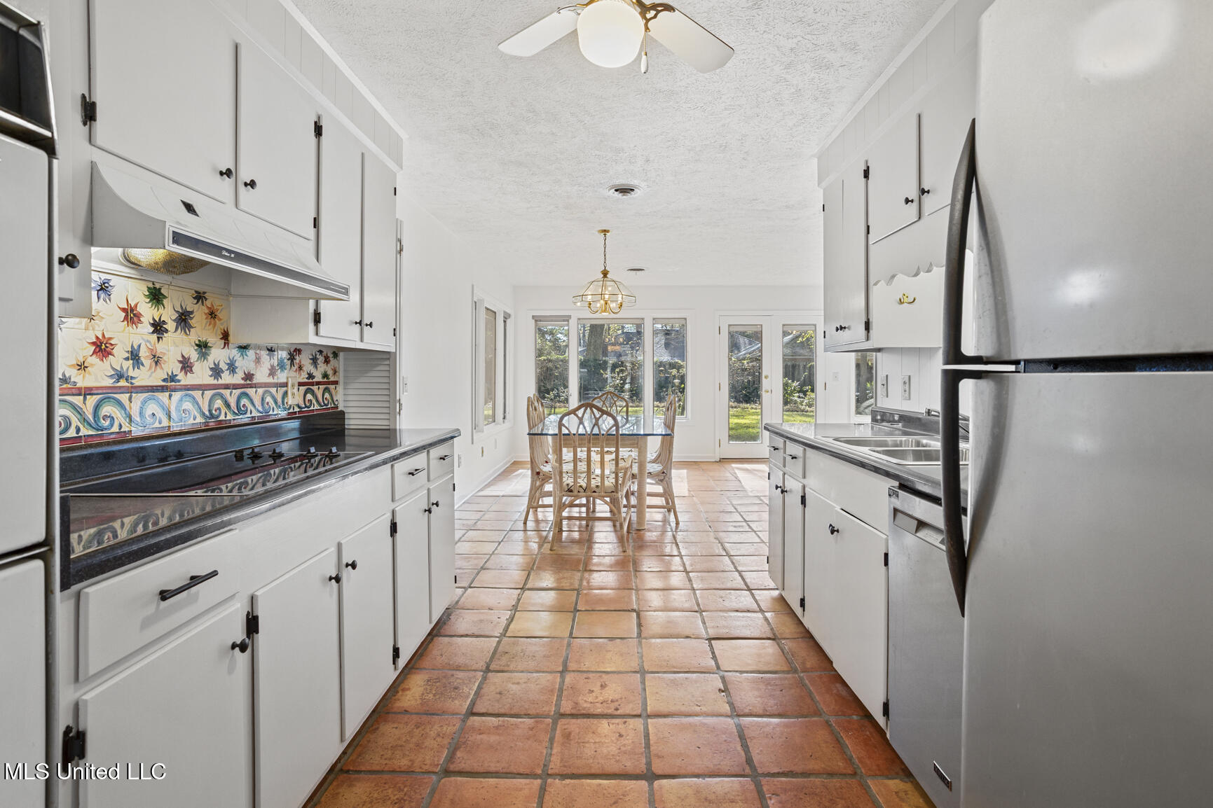 5347 Reddoch Drive Jackson, MS 39211 - Photo 7 of 34 5347 Reddoch Dr-7