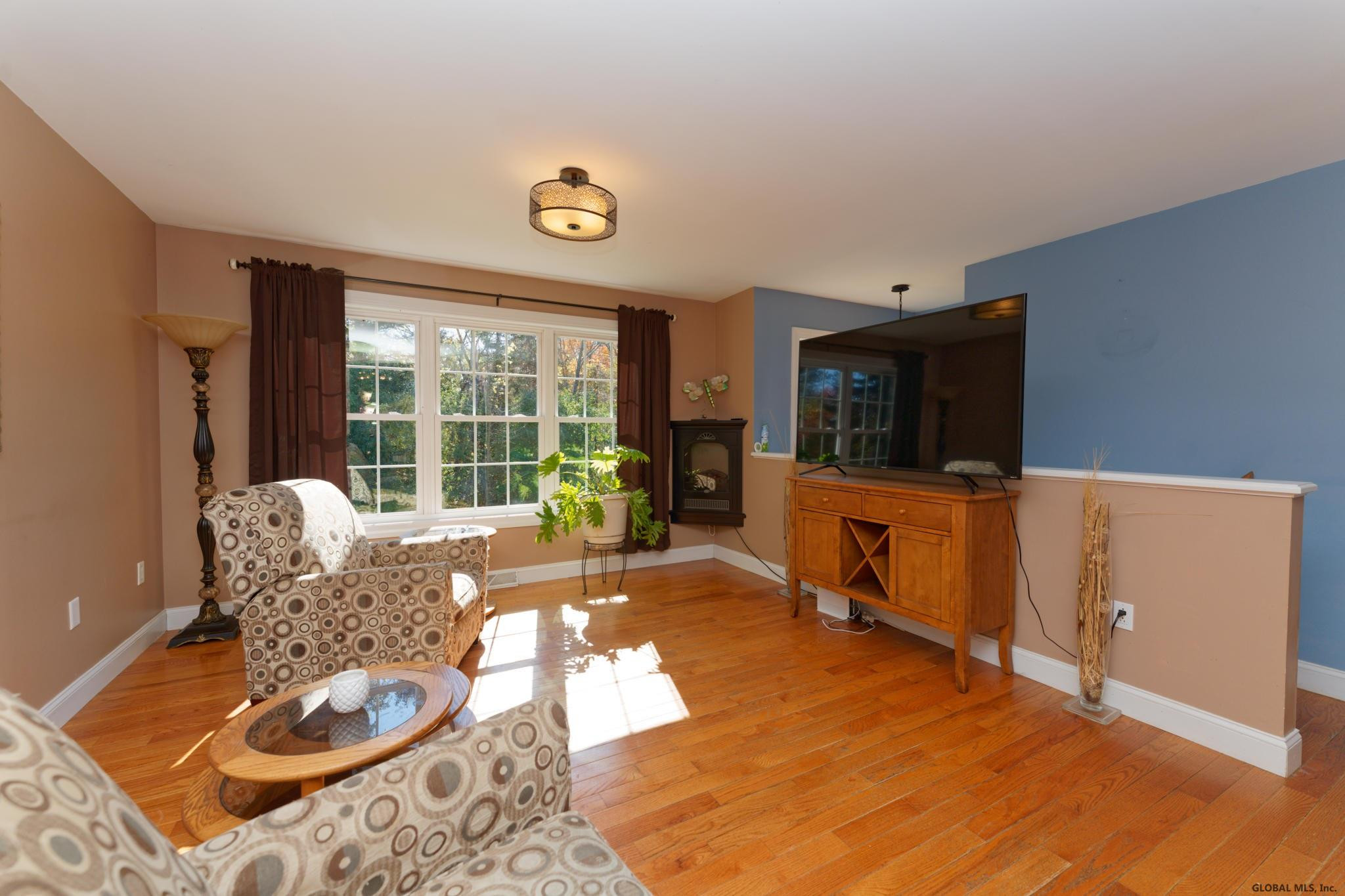 18 Lawrence Road Milton, NY 12020 - Photo 7 of 43 Photo 7