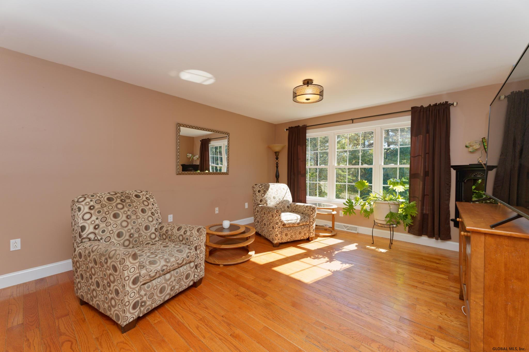 18 Lawrence Road Milton, NY 12020 - Photo 8 of 43 Photo 8