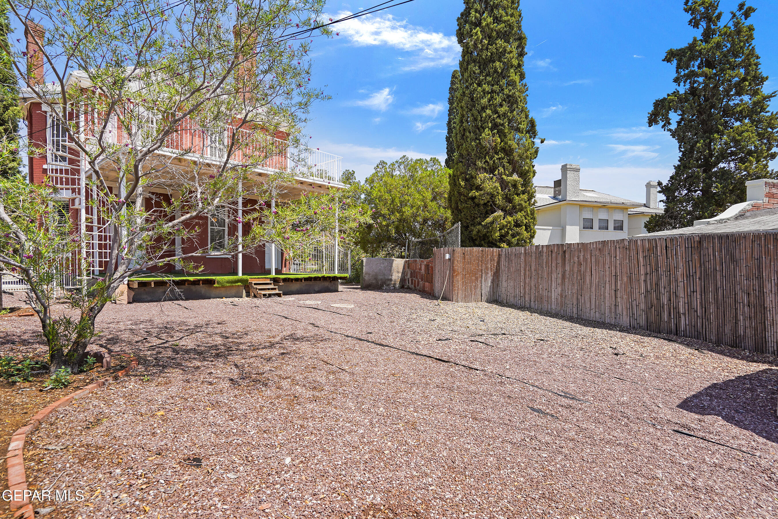 1218 Prospect Street El Paso, TX 79902 - Photo 40 of 43 a view of outdoor space and yard