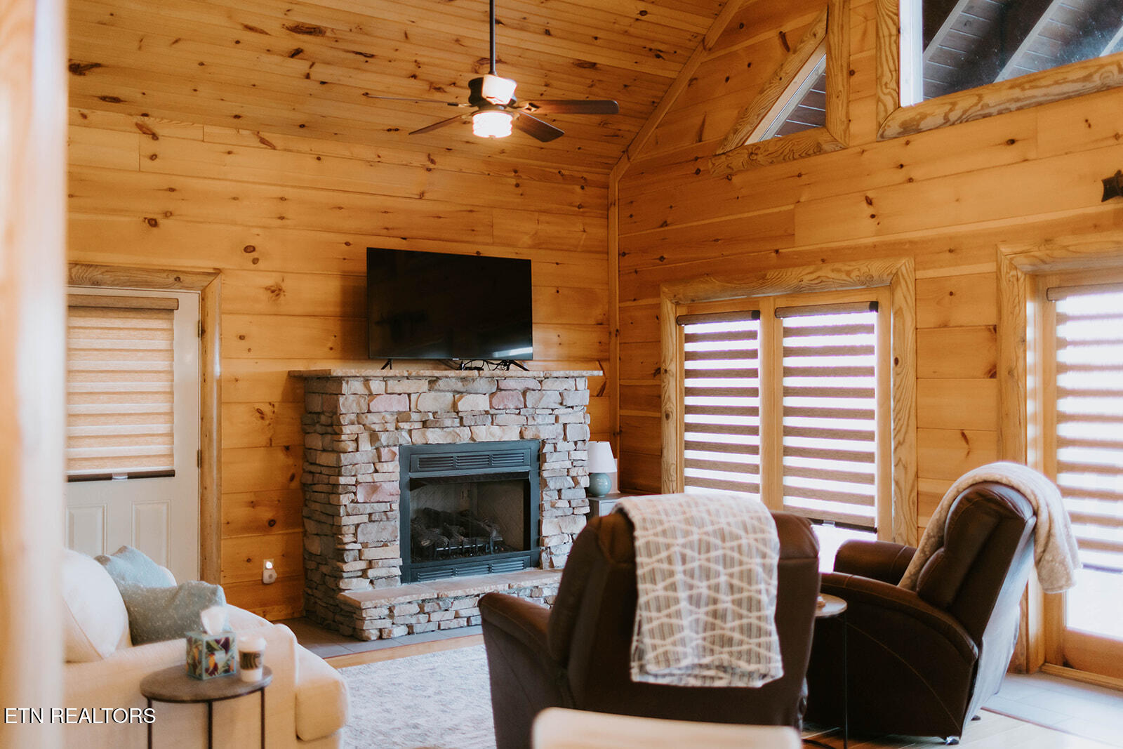 435 John J Smith Road Oneida, TN 37841 - Photo 40 of 60 1R2A9693