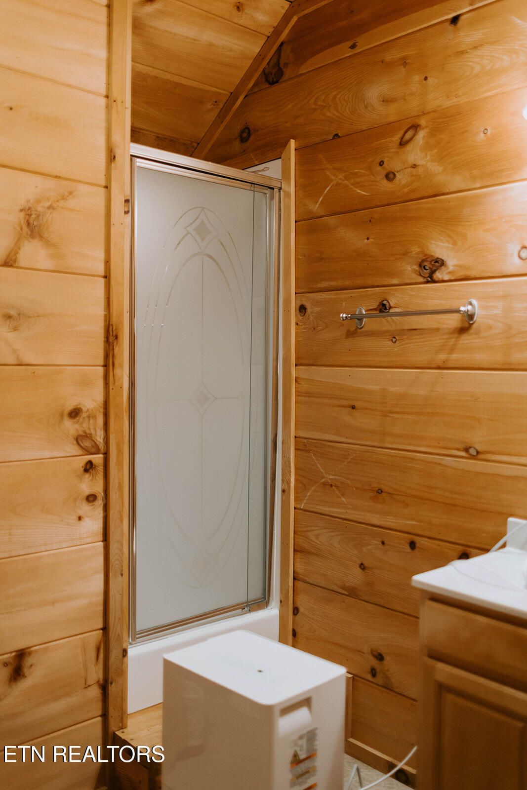 435 John J Smith Road Oneida, TN 37841 - Photo 48 of 60 1R2A9803