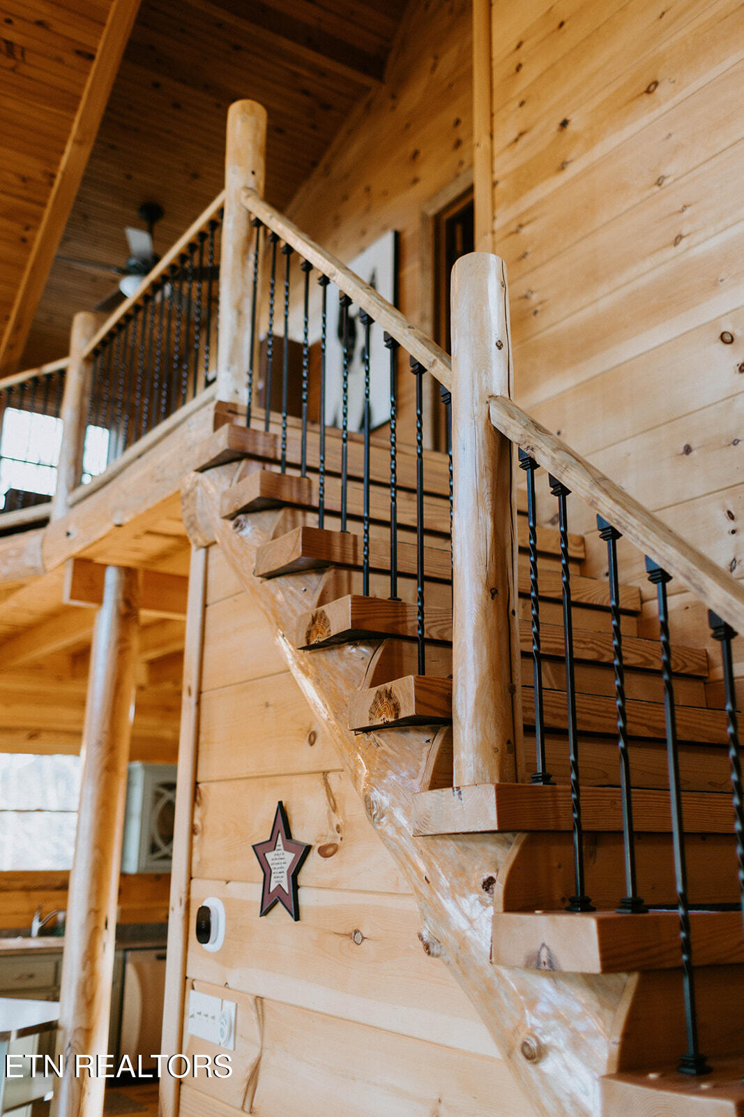 435 John J Smith Road Oneida, TN 37841 - Photo 57 of 60 1R2A9934