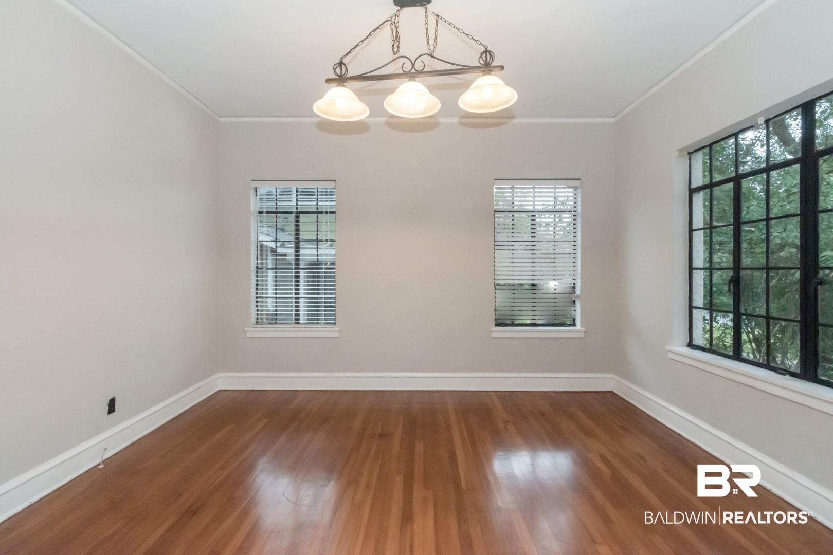 182 South Carlen Street Mobile, AL 36606 - Photo 9 of 17
