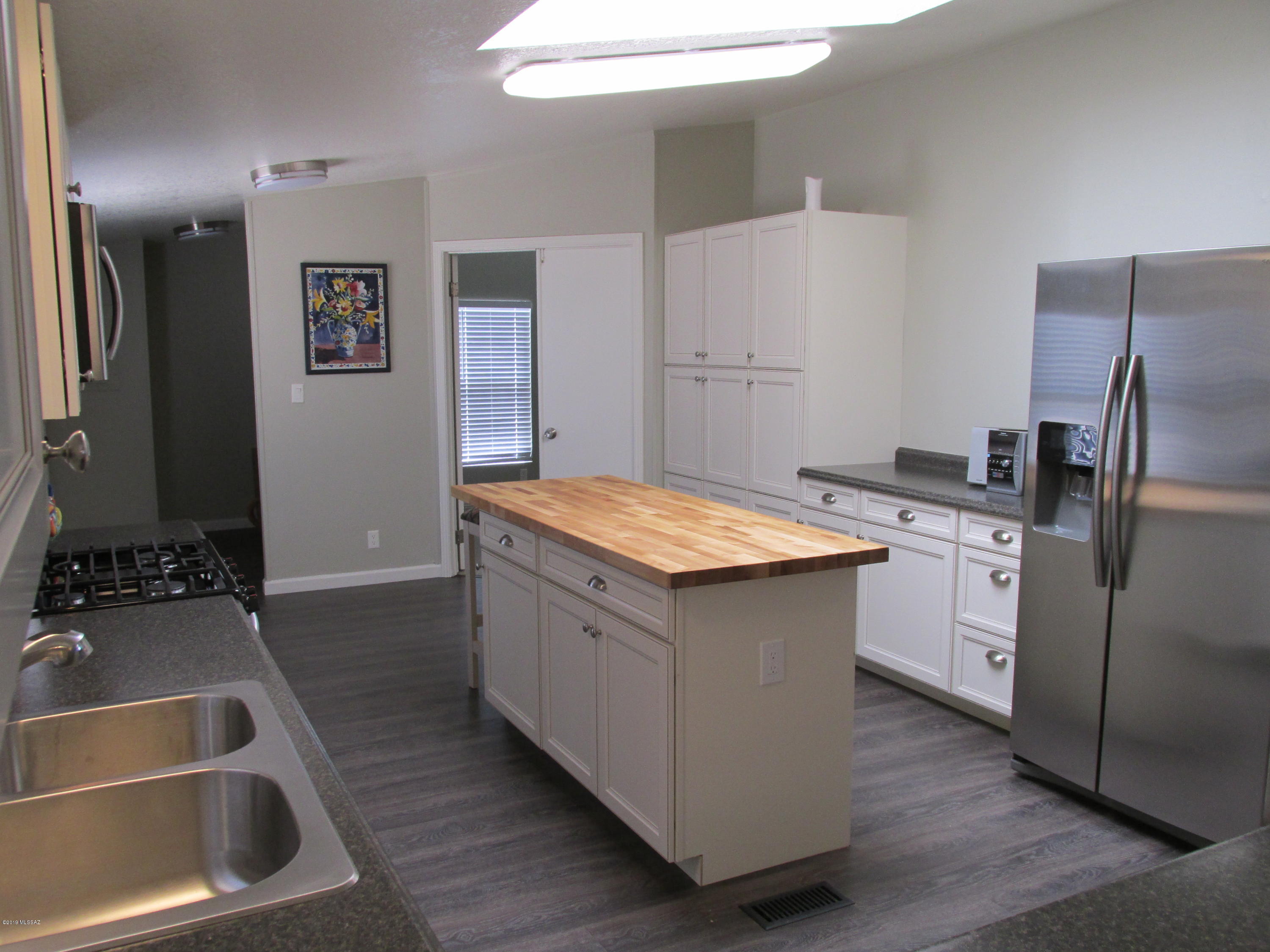 16865 West Weatherby Road Marana, AZ 85653 - Photo 5 of 24 Gallery Image 5
