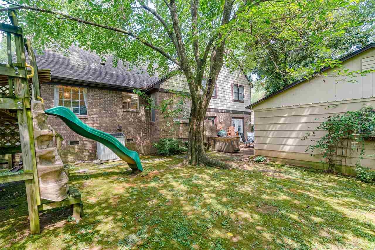 1860 Brierbrook Road Germantown, TN 38138 - Photo 17 of 19 Gallery Image 17