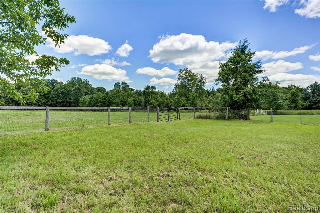 4408 Ellis Road Fowlerville, MI 48836 - Photo 67 of 72
