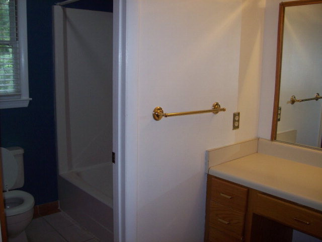 8 Troon Way Aiken, SC 29803 - Photo 13 of 19 Master Bathroom
