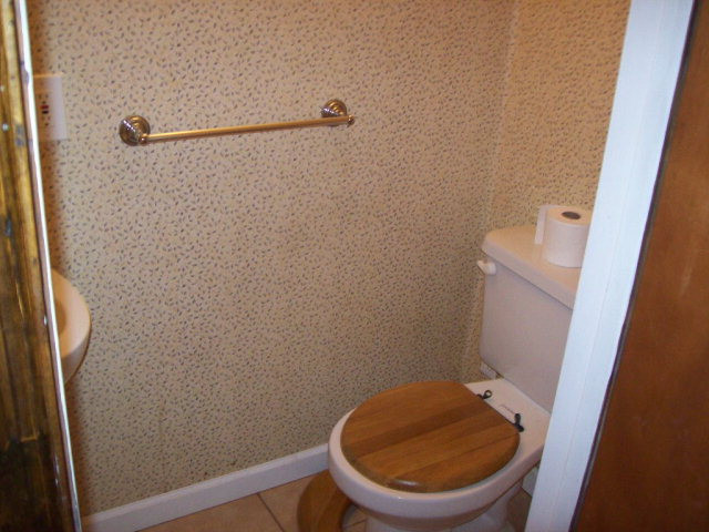 8 Troon Way Aiken, SC 29803 - Photo 14 of 19 Half Bath