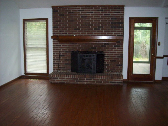 8 Troon Way Aiken, SC 29803 - Photo 3 of 19 Living Room