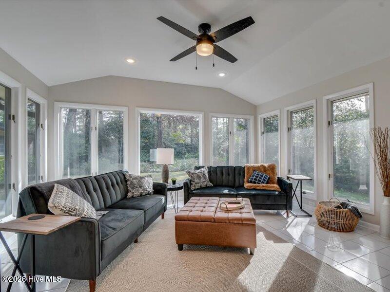 2912 Sussex Road Augusta, GA 30909 - Photo 13 of 14 Sunroom