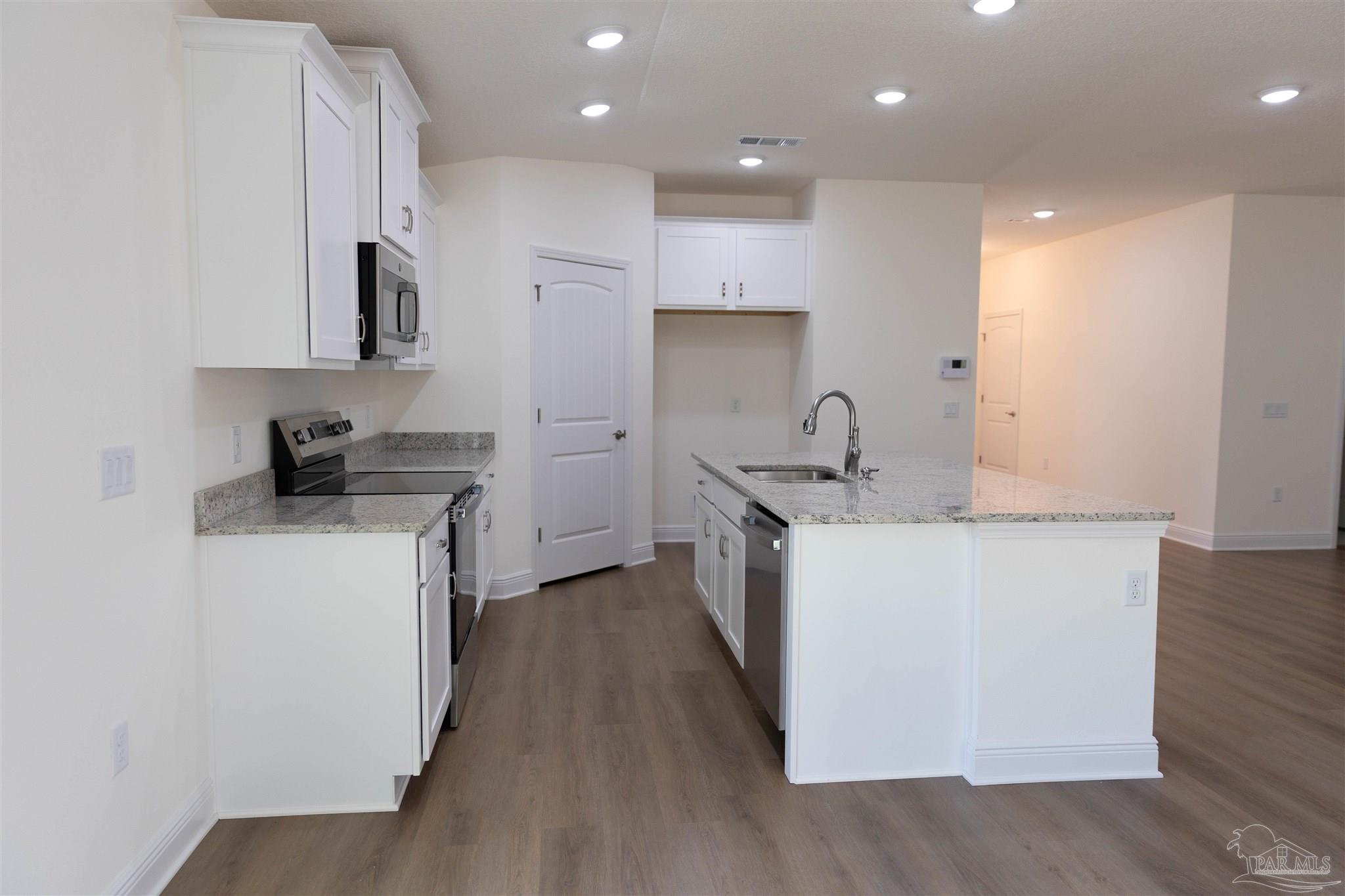 4924 East Spencer Field Road Pace, FL 32571 - Photo 4 of 20