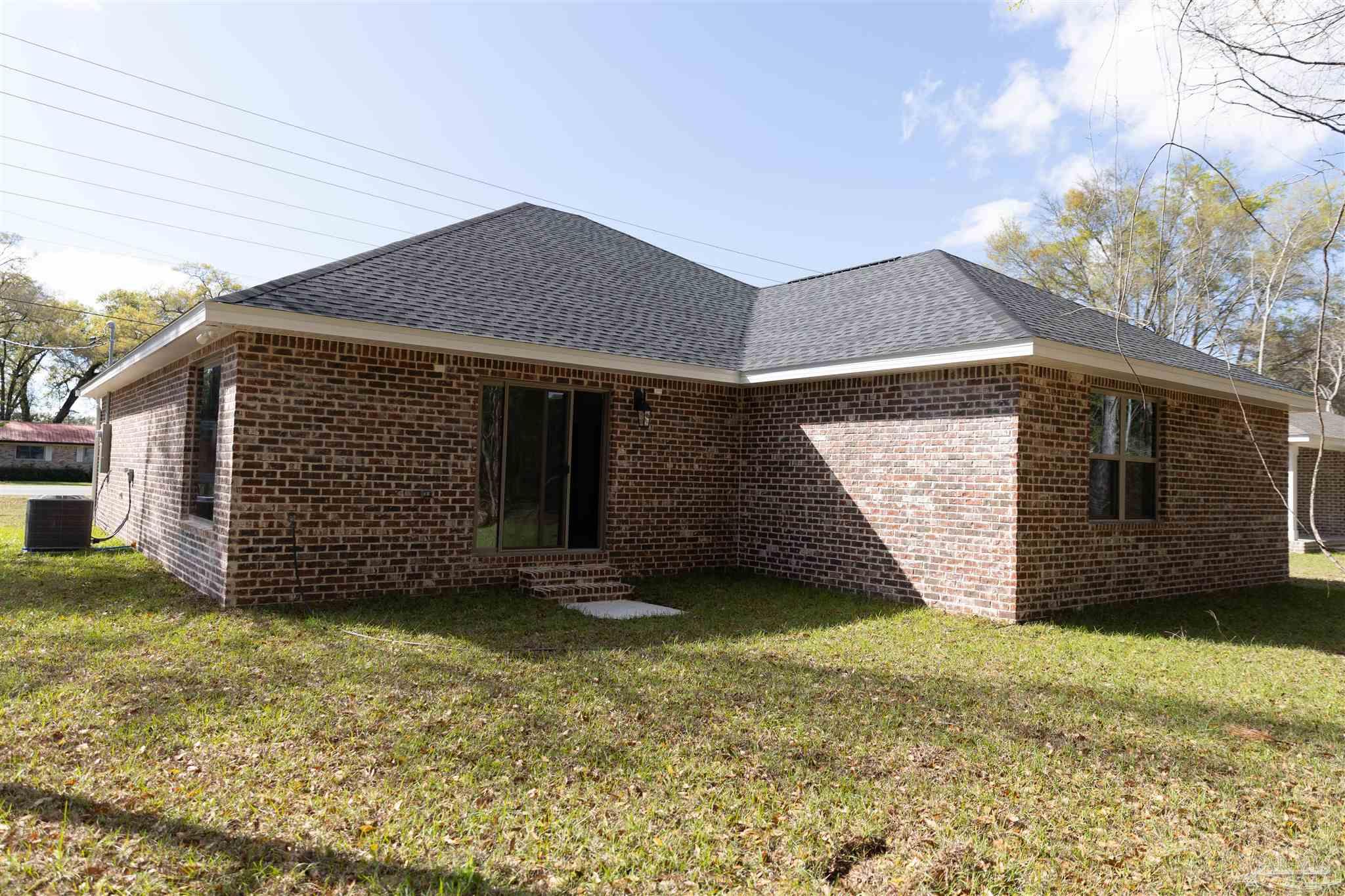 4924 East Spencer Field Road Pace, FL 32571 - Photo 8 of 20