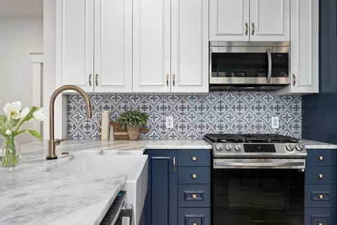 $1,350,000 | 807 West 30th Street, Austin, TX 78705