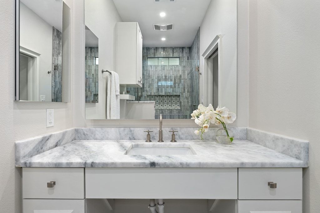 807 West 30th Street Austin, TX 78705 - Photo 29 of 40