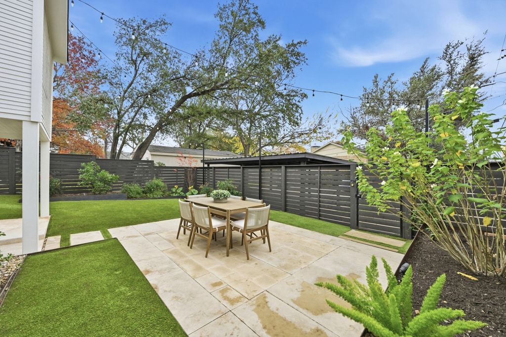 807 West 30th Street Austin, TX 78705 - Photo 33 of 40