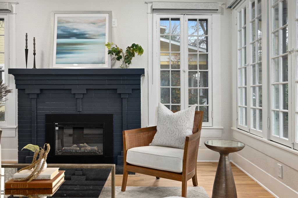 807 West 30th Street Austin, TX 78705 - Photo 7 of 40