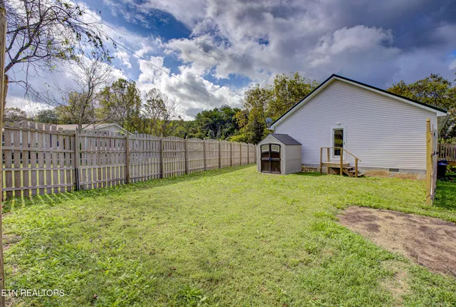 $269,000 | 810 Harvest Meadows Drive, Kodak, TN 37764