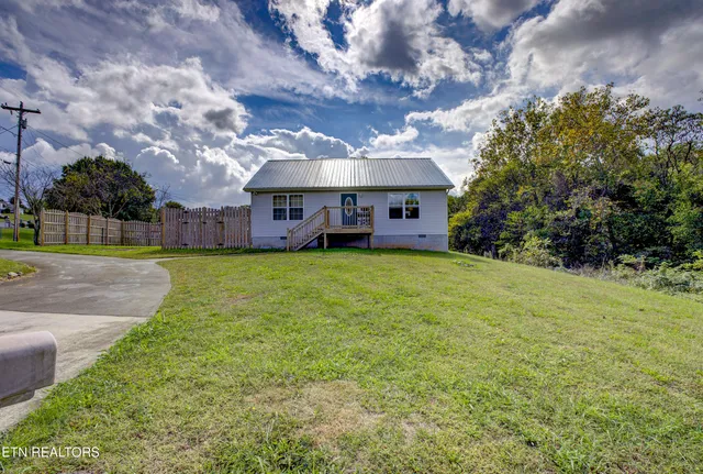 $269,000 | 810 Harvest Meadows Drive, Kodak, TN 37764