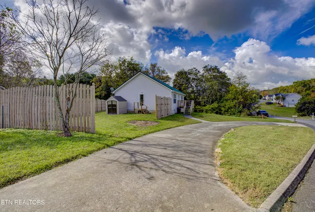 $269,000 | 810 Harvest Meadows Drive, Kodak, TN 37764