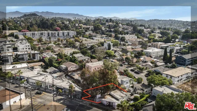 an aerial view of multiple house