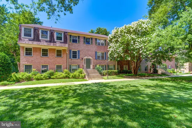 $2,520 | 6012 Westchester Park Drive, Unit 101, College Park, MD 20740