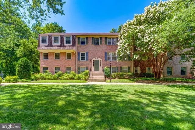 $2,520 | 6012 Westchester Park Drive, Unit 101, College Park, MD 20740