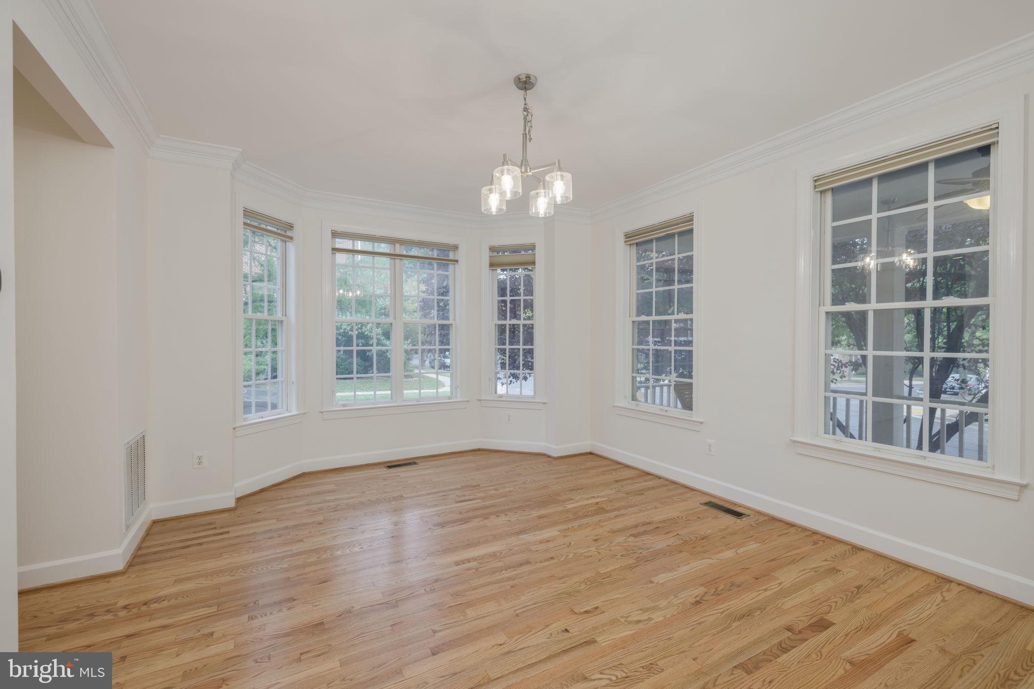 401 Ridgemont Avenue Rockville, MD 20850 - Photo 3 of 38 Dining Room (2 of 2)