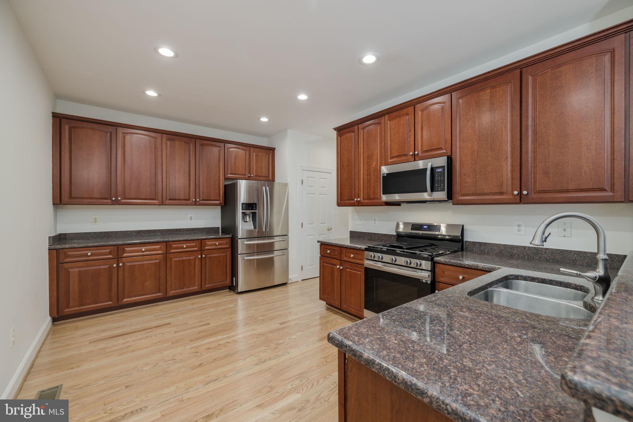 401 Ridgemont Avenue Rockville, MD 20850 - Photo 6 of 38 Kitchen (1 of 3)