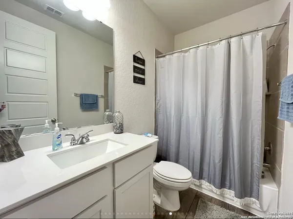 $2,525 | 14158 Blind Bandit Creek, San Antonio, TX 78254