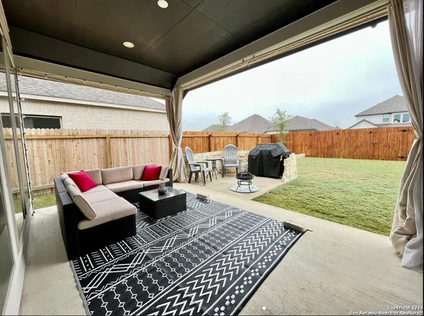 $2,525 | 14158 Blind Bandit Creek, San Antonio, TX 78254