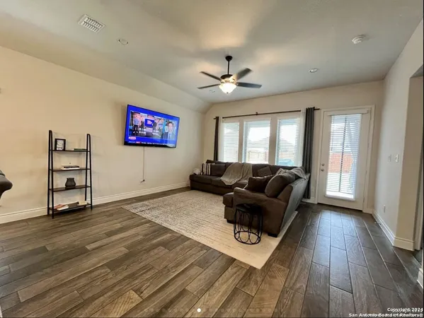 $2,525 | 14158 Blind Bandit Creek, San Antonio, TX 78254