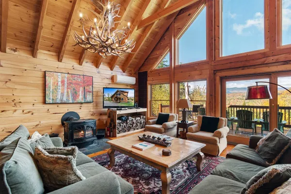 $2,275,000 | 260 Mansfield View Road, Stowe, VT 05672