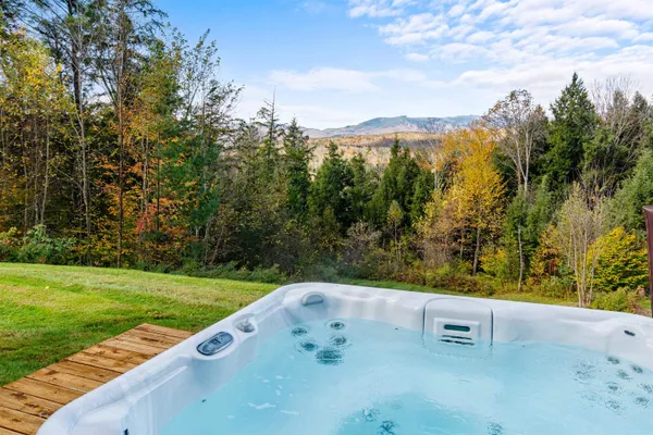 $2,275,000 | 260 Mansfield View Road, Stowe, VT 05672