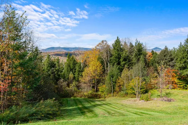 $2,275,000 | 260 Mansfield View Road, Stowe, VT 05672
