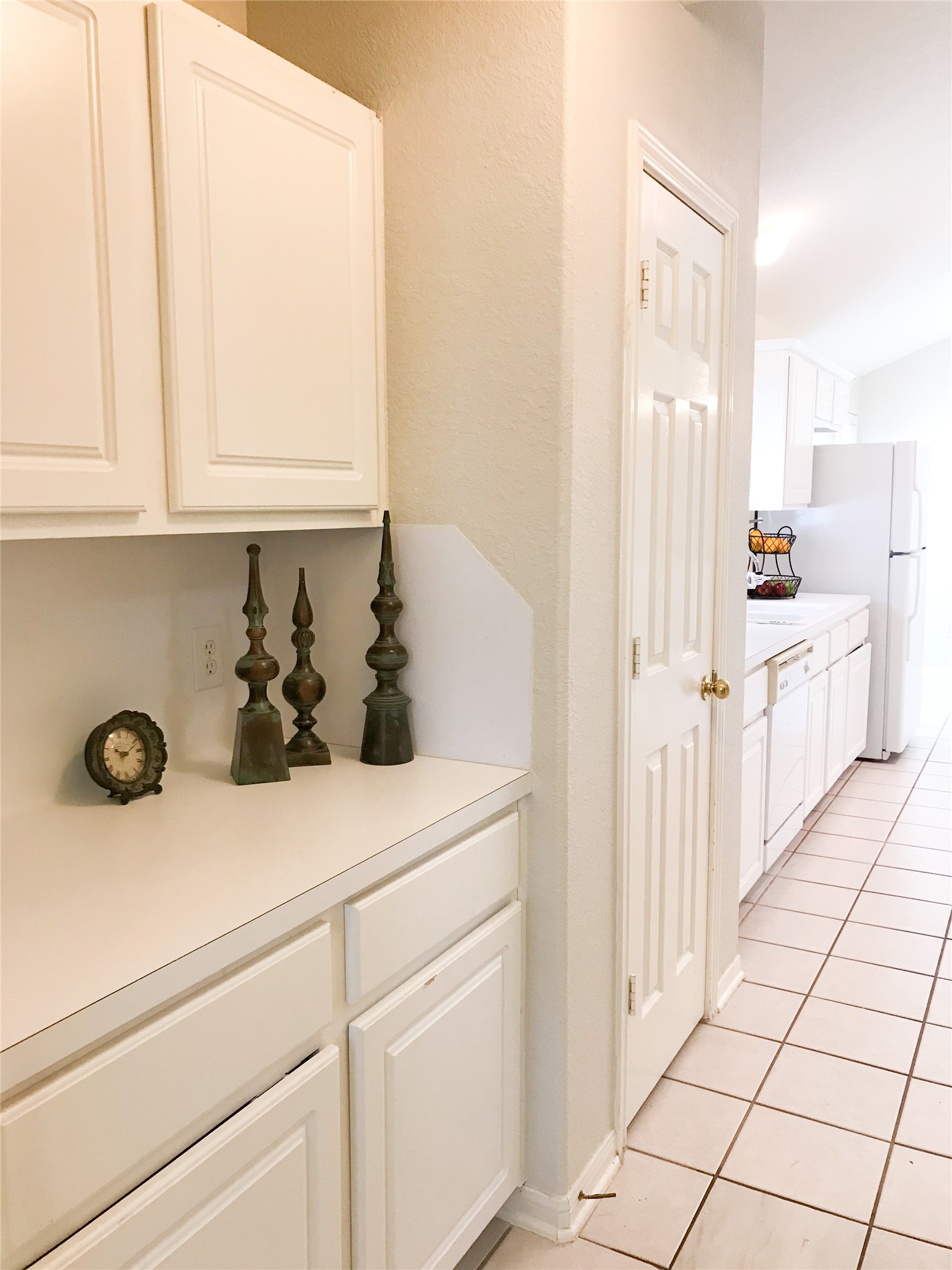 14615 Rochelle Court Cypress, TX 77429 - Photo 13 of 29 a kitchen with a sink and cabinets